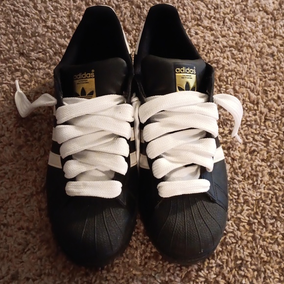 Adidas Superstar - Picture 3 of 5